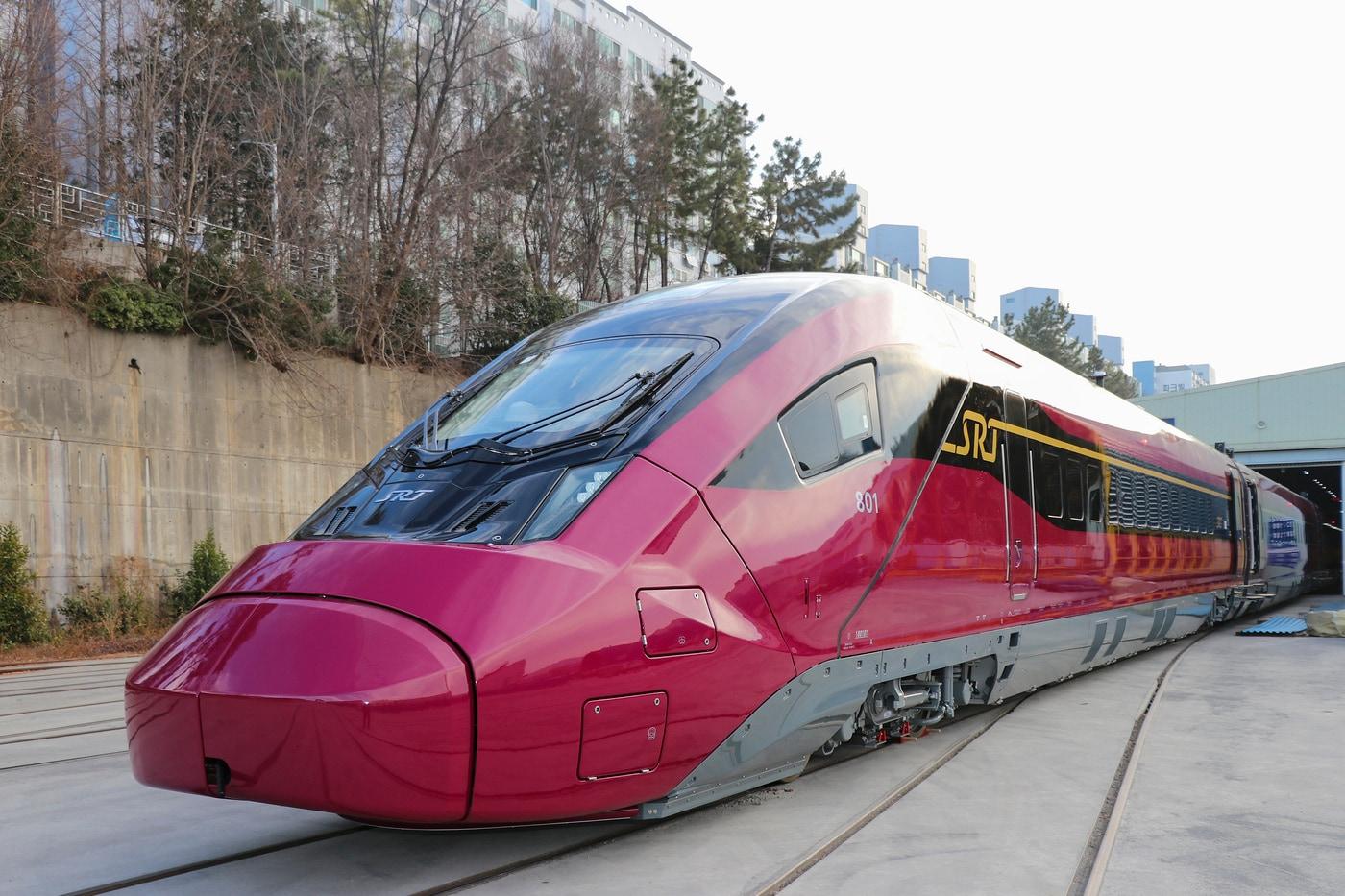 현대로템이 오는 12월 SRT에 인도할 예정인 320㎞/h급 동력분산식 고속철도차량인 2세대 EMU(Electric Multiple Units)-320의 모습(자료사진. 현대로템 제공). 2026.01.05.