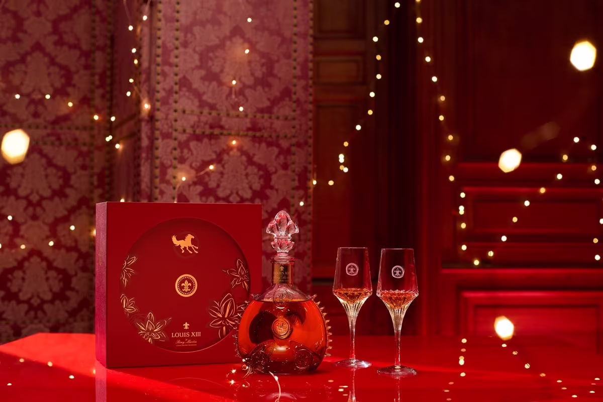 본문 이미지 - 레미 마틴의 '루이13세' 말띠해 한정 에디션(신세계면세점 제공)
