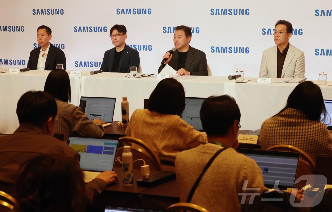 노태문 삼성전자 대표이사 사장이 5일(현지시간) 미국 라스베이거스 윈 호텔에서 열린 'CES 2026 삼성전자 기자간담회'에서 모두발언을 하고 있다. ⓒ News1 황기선 기자