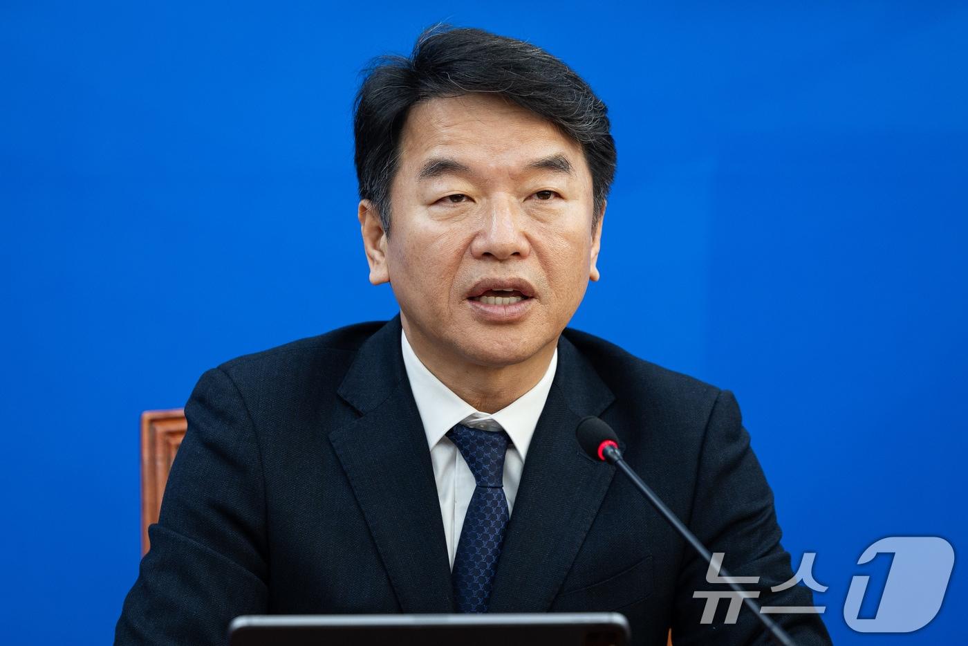 본문 이미지 - 문진석 더불어민주당 의원. 2026.1.6/뉴스1 ⓒ News1 유승관 기자