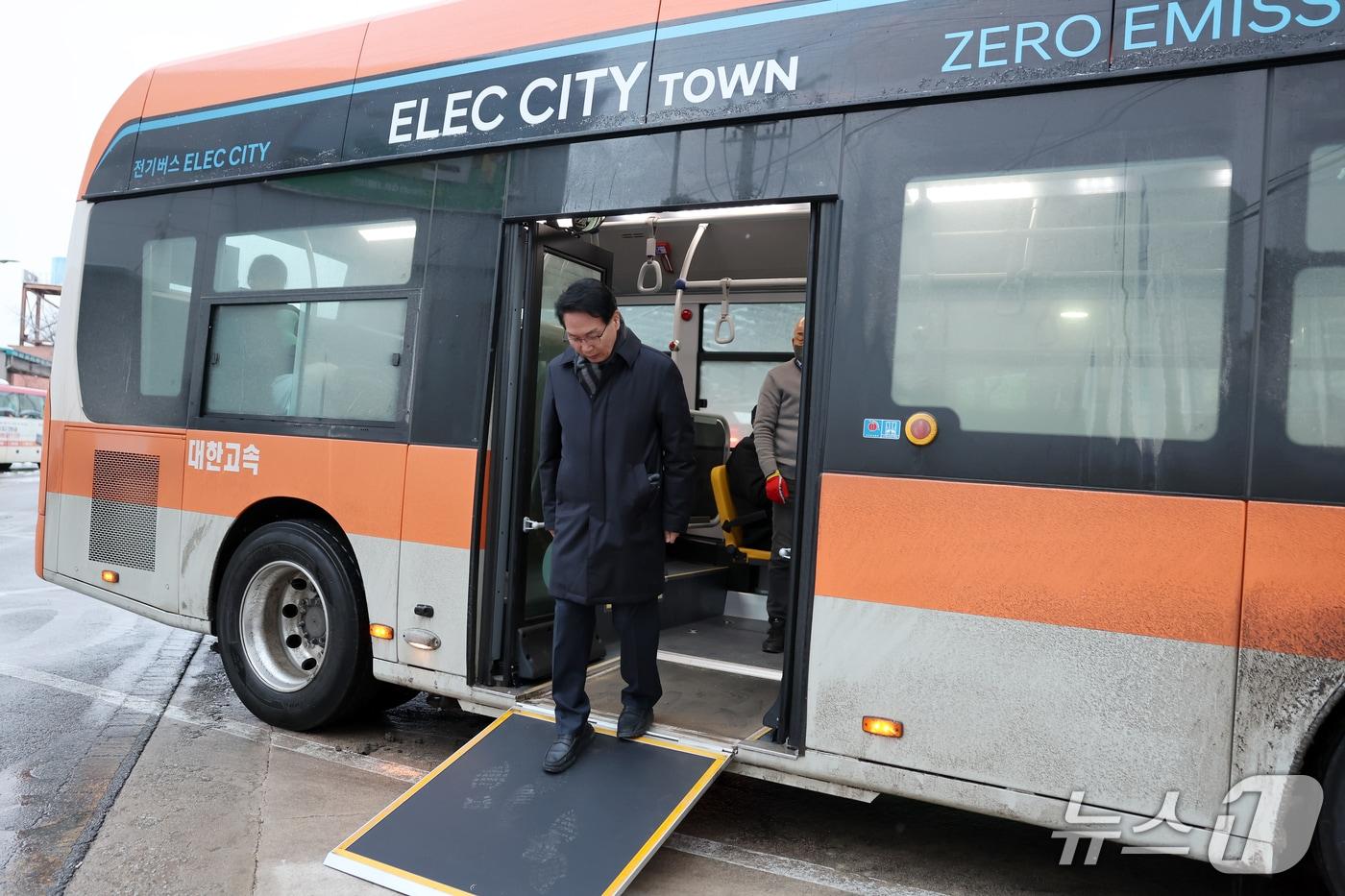 고창군이 운행 중인 전기 저상버스.(고창군 제공. 재판매 및 DB금지)