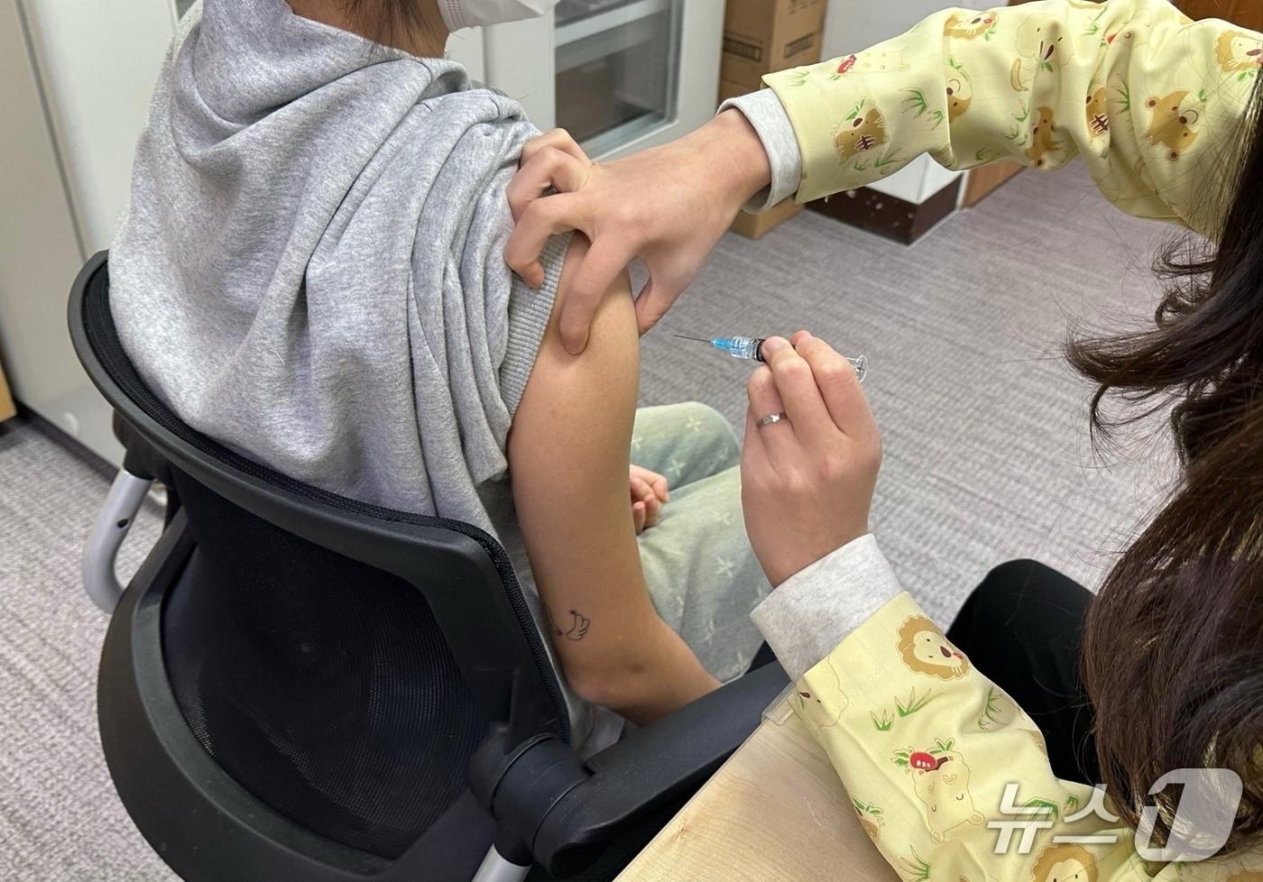 증평군보건소 예방접종 모습.(증평군 제공, 재판매 및 DB금지)/뉴스1