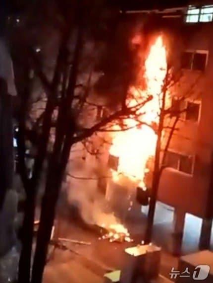 본문 이미지 - 화재 현장. (경기도소방재난본부 제공. 재판매 및 DB 금지) 2026.1.7/뉴스1