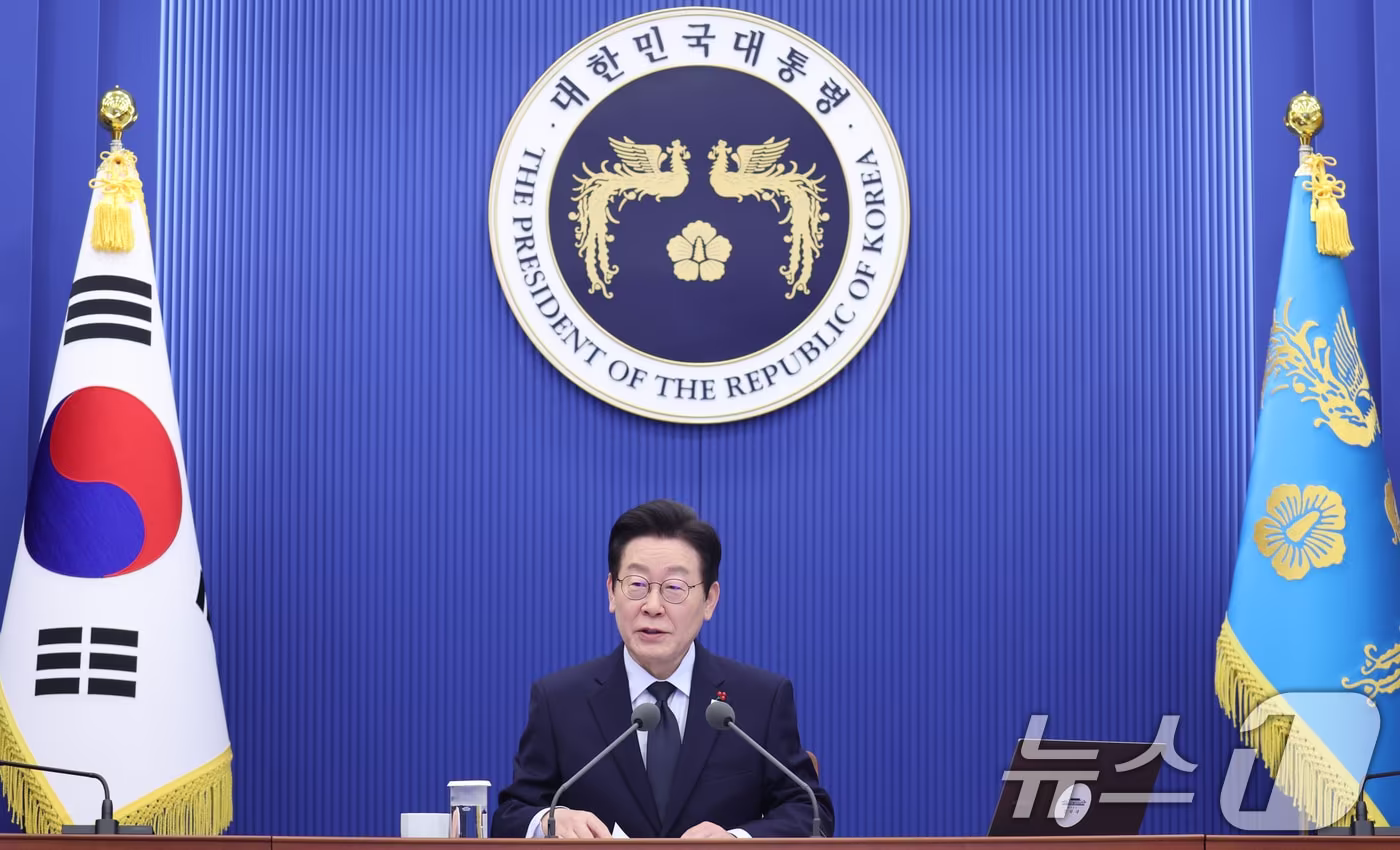 이재명 대통령이 8일 청와대에서 열린 수석보좌관회의에서 발언하고 있다. 2026.1.8/뉴스1 ⓒ News1 이재명 기자