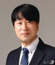 본문 이미지 - 이기안 인하대 신소재공학과 교수.(인하대 제공. 재배포 및 DB금지)2026.1.8/뉴스1