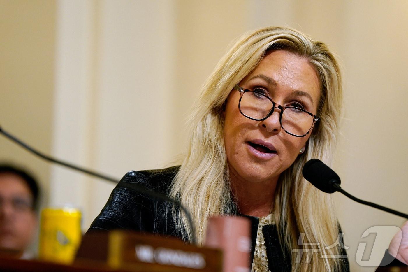 본문 이미지 - 마저리 테일러 그린(공화·조지아) 전 하원의원이 지난해 12월 11일 워싱턴 연방 의사당에서 국토안보 관련 행사에 참석해 발언하고 있다. 2025.12.11 ⓒ 로이터=뉴스1 ⓒ News1 강민경 기자