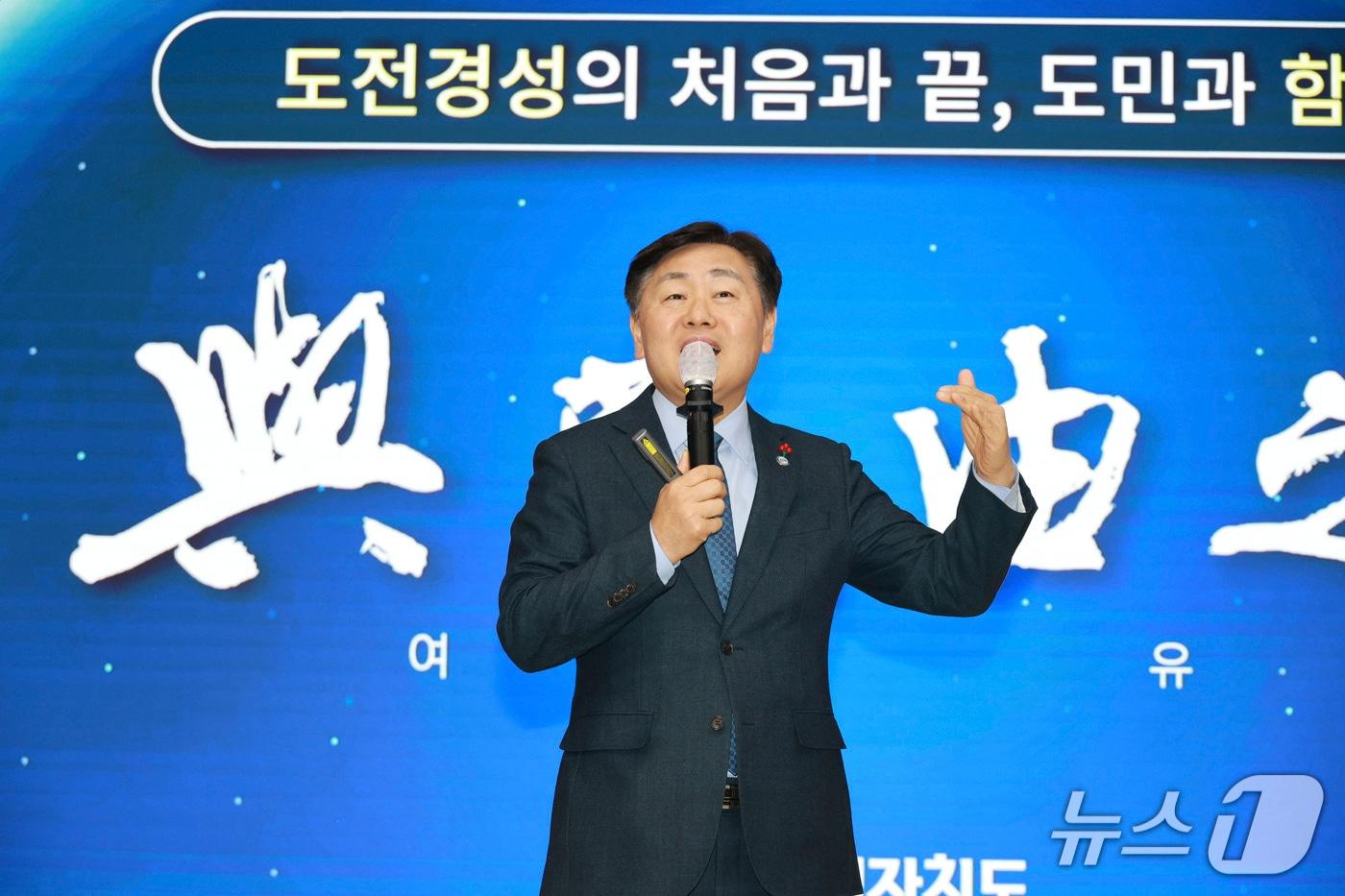 9일 전북 김제시청에서 '도민과 함께하는 2026년 시군 방문' 행사가 열린 가운데 김관영 도지사가 인사말을 하고 있다.(전북도 제공. 재판매 및 DB금지)/뉴스1 