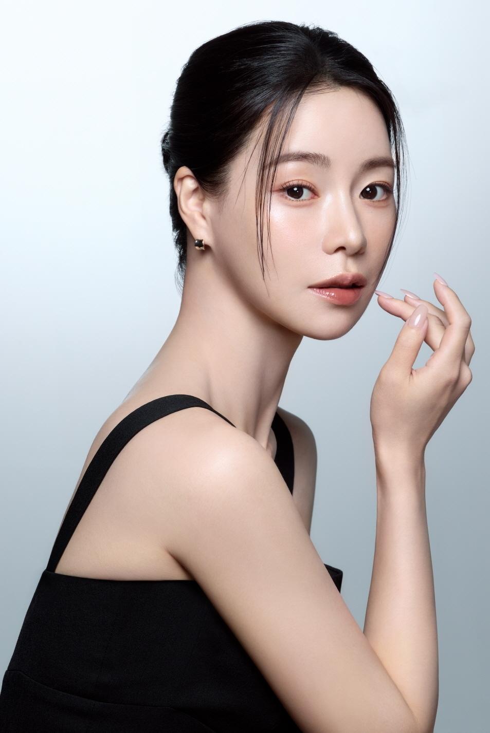본문 이미지 - 오휘는 브랜드 앰배서더로 배우 임지연을 발탁했다.(LG생활건강 제공)