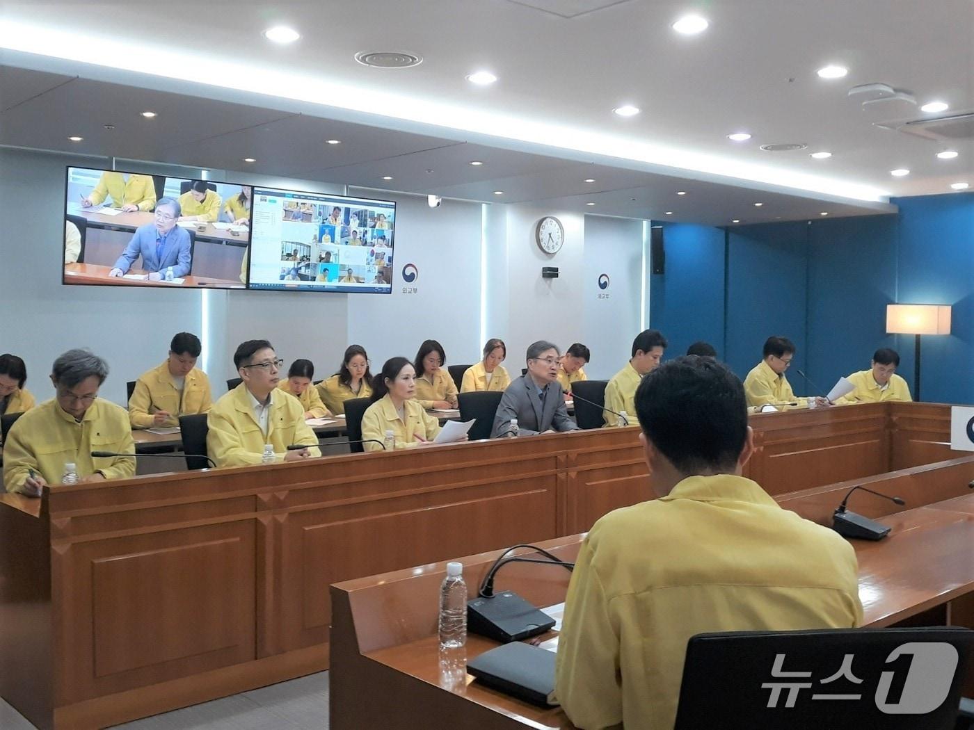 본문 이미지 - 외교부는 사우디아라비아와 예멘 후티 반군 간 교전 격화로 중동 지역의 긴장이 고조됨에 따라 11일 오후 10시부터 사우디아라비아 전역에 대한 여행경보를 3단계(출국권고)로 상향 조정한다고 밝혔다.(외교부 제공).