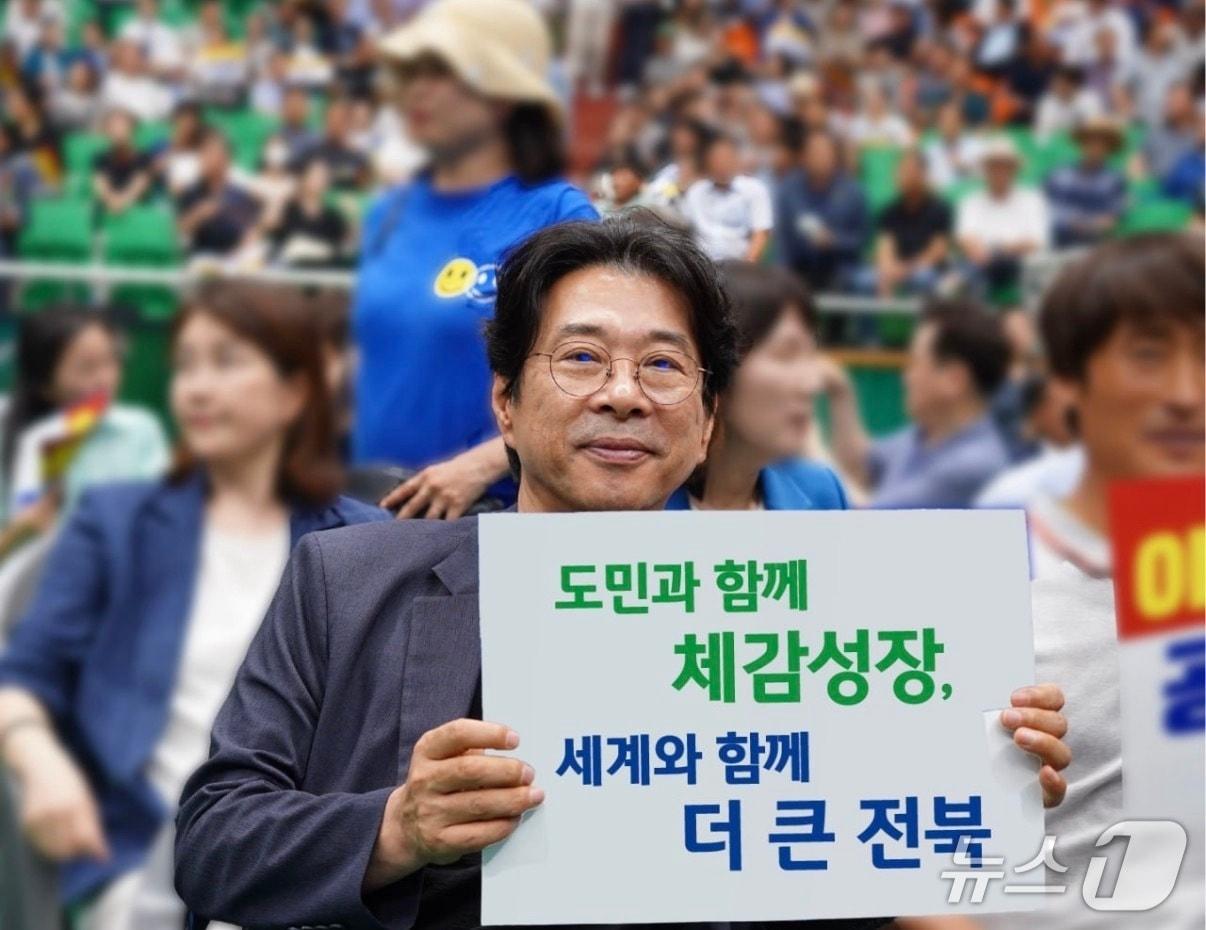 본문 이미지 - 신임 전북도교통문화연수원장에 내정된 이기언 전 전북도지사직 인수위원회 행정지원실장./뉴스1 
