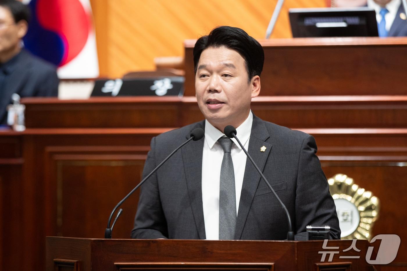 본문 이미지 - 설경민 군산시의회 의원이 12일 열린 제287회 임시회 1차 본회의에서 5분 자유발언을 하고 있다.(군산시의회 제공. 재판매 및 DB금지)