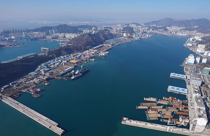 본문 이미지 - 부산 감천항 전경 (부산항만공사 제공. 재판매 및 DB 금지)