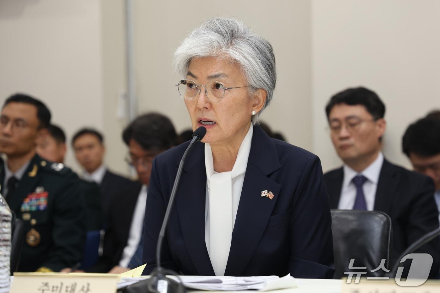 본문 이미지 -  12일(현지시간) 워싱턴DC 주미한국대사관에서 열린 국회 외교통일위원회 국정감사에서 강경화 주미대사가 발언하고 있다. 2026.10.12 (제공 워싱턴 공동취재단)