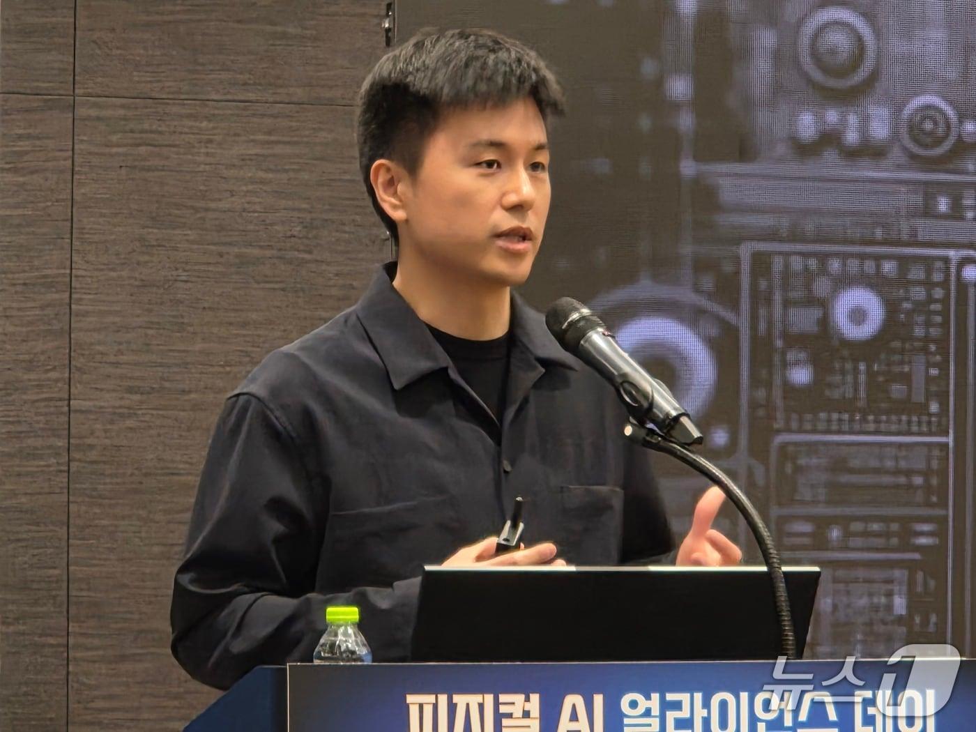 본문 이미지 - 이강욱 크래프톤 최고AI책임자(CAIO) 2026.10.13 ⓒ 뉴스1 김정현 기자