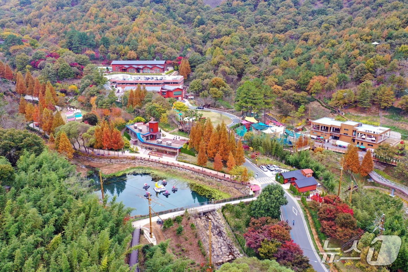 본문 이미지 - '월아산 숲속의 진주' 전경(진주시 제공. 재판매 및 DB 금지).