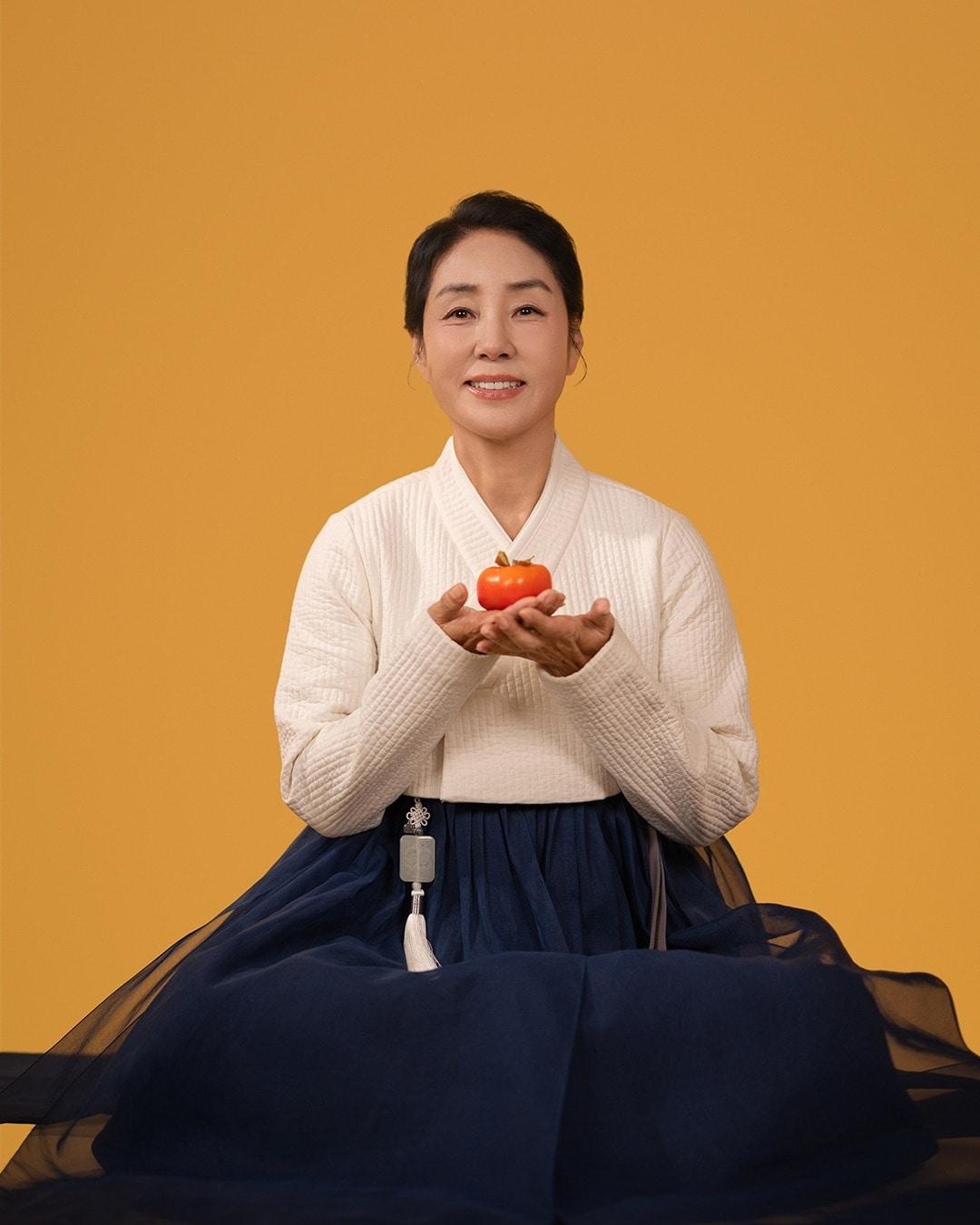 본문 이미지 - 예술단 신작 '아리랑'의 순복 역 양금석(국립정동극장 제공)