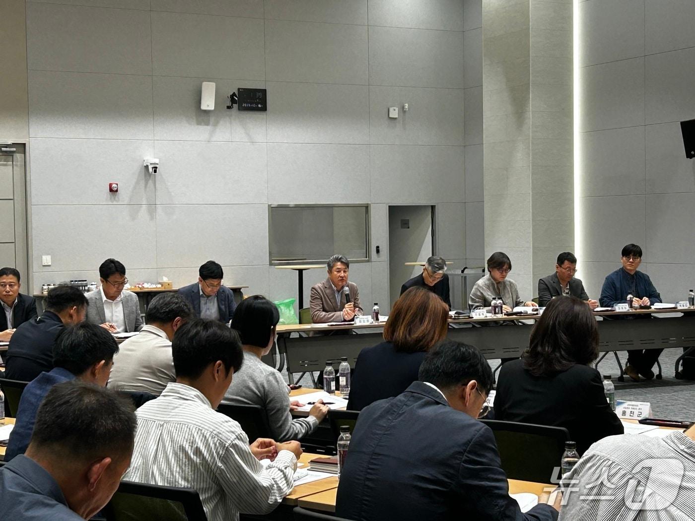본문 이미지 - '2026년 강원특별자치도 빈집관리 거버넌스' 2차 회의.(강원도 제공. 재판매 및 DB 금지)/뉴스1