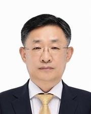 본문 이미지 - 김민철 ㈜두산 부회장. (두산 제공)