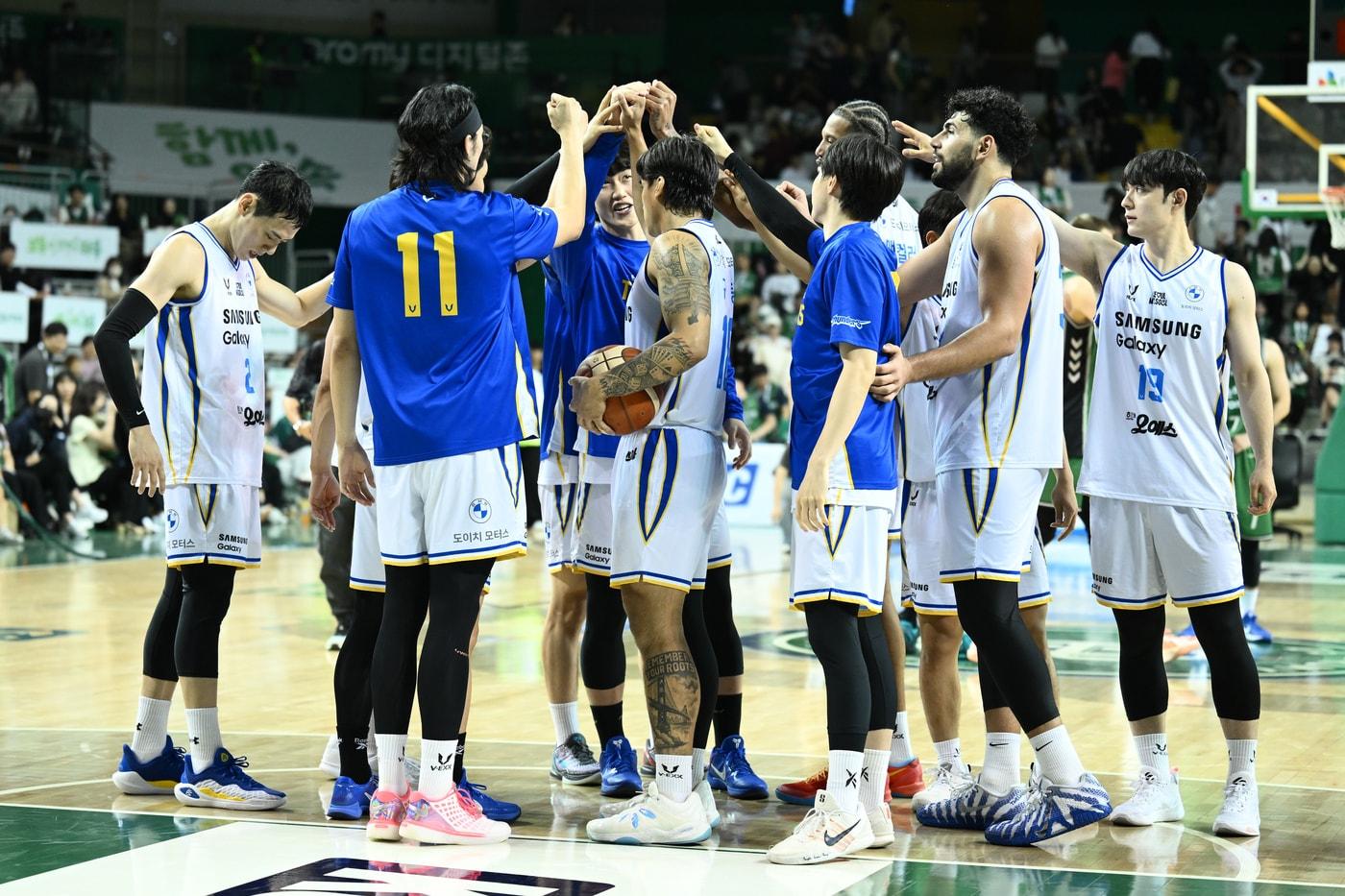 본문 이미지 - 프로농구 서울 삼성이 17일 원주 DB를 95-92로 꺾고 개막 5연승을 질주했다. (KBL 제공. 재판매 및 DB 금지)