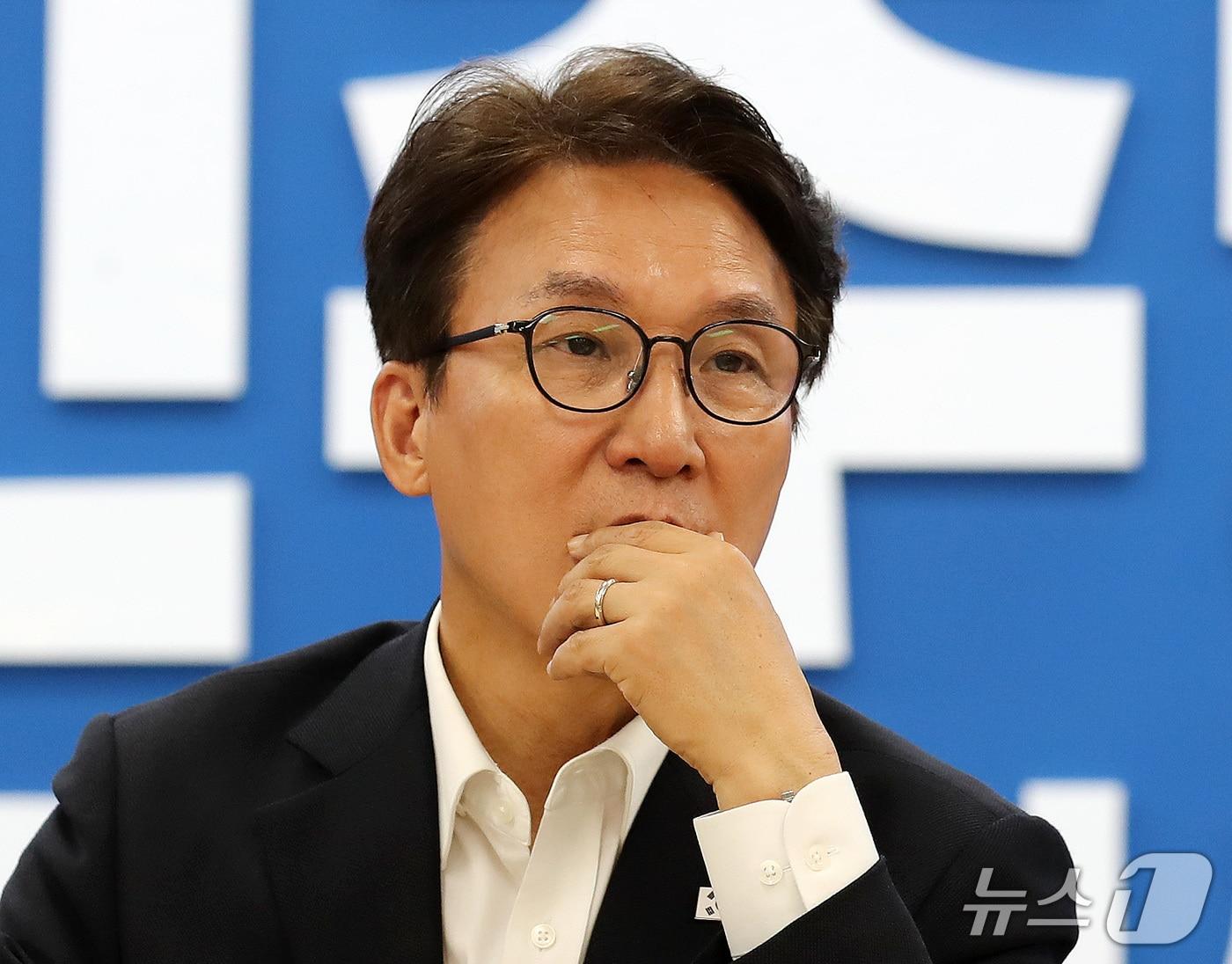 본문 이미지 - 김민석 더불어민주당 대표. 2026.10.18 ⓒ 뉴스1 윤일지 기자