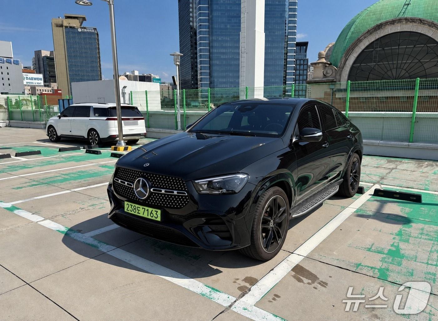 본문 이미지 - 메르세데스-벤츠 GLE 450 4MATIC 쿠페 ⓒ 뉴스1 박종홍 기자