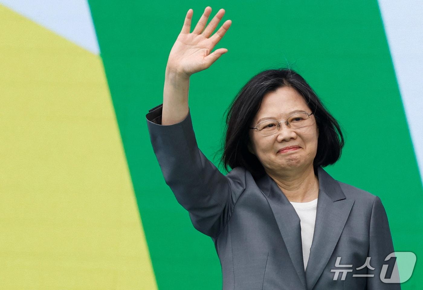 본문 이미지 - 차이잉원 전 대만 총통. <자료사진> 2024.5.20 ⓒ 로이터=뉴스1