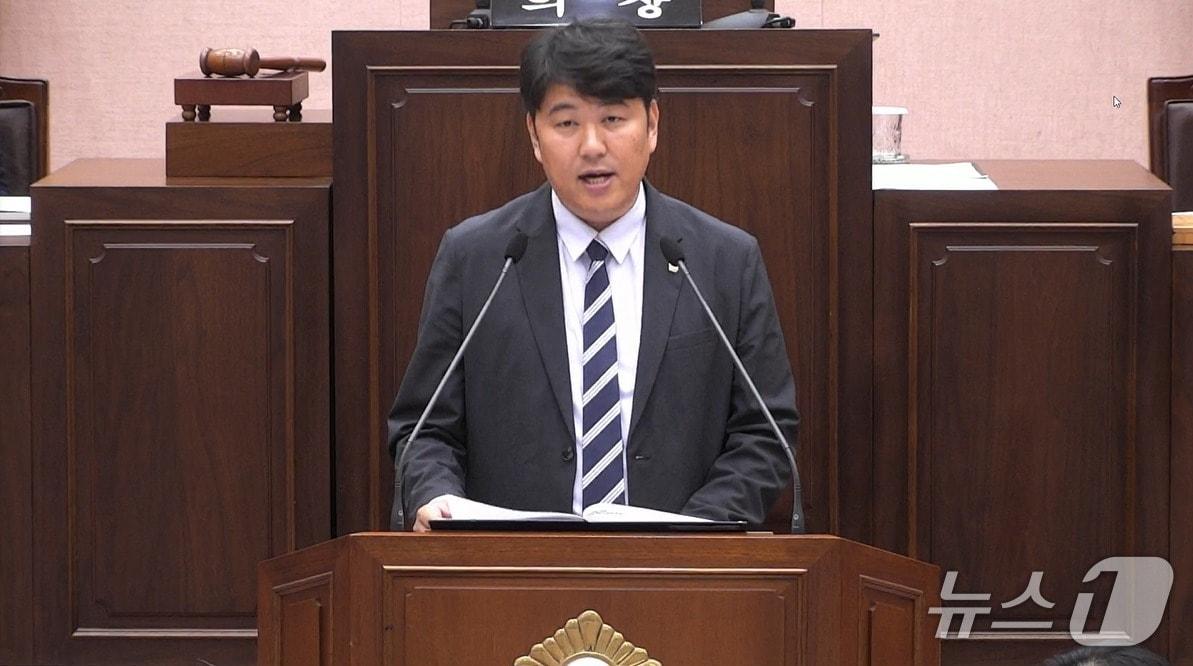 본문 이미지 - 김정용 부산 강서구의원. (강서구의회 제공. 재판매 및 DB금지)