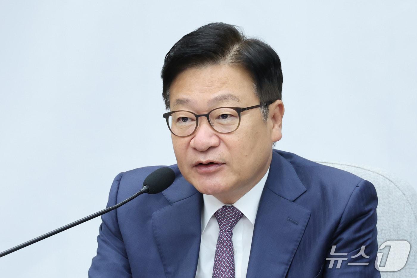 본문 이미지 - 정점식 국민의힘 원내대표가 지난 20일 서울 여의도 국회에서 열린 국정감사 대책회의에서 발언하고 있다. 2026.10.20 ⓒ 뉴스1 신웅수 기자