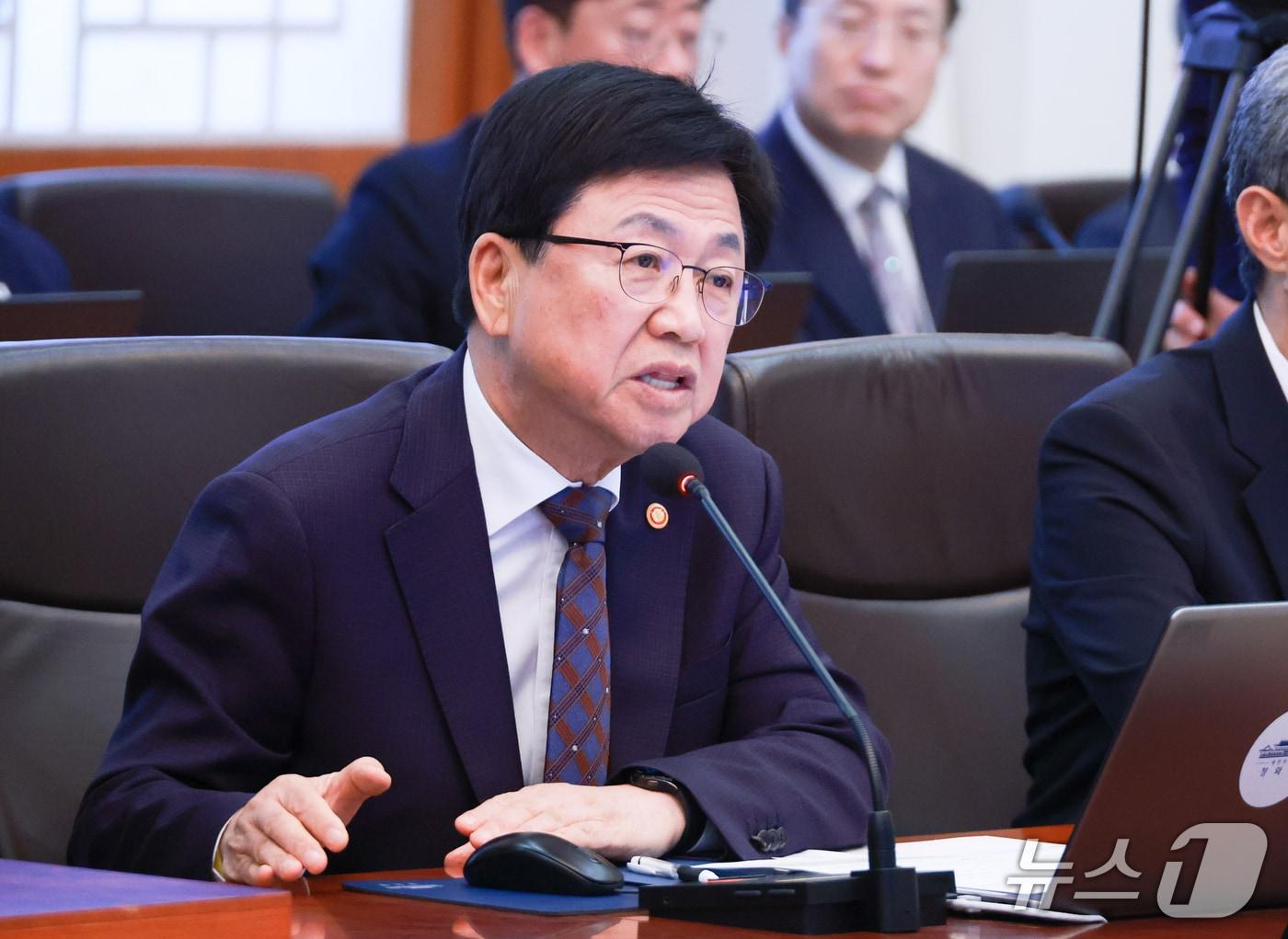 본문 이미지 - 최교진 교육부 장관. (청와대통신사진기자단) 2026.10.20 ⓒ 뉴스1 허경 기자