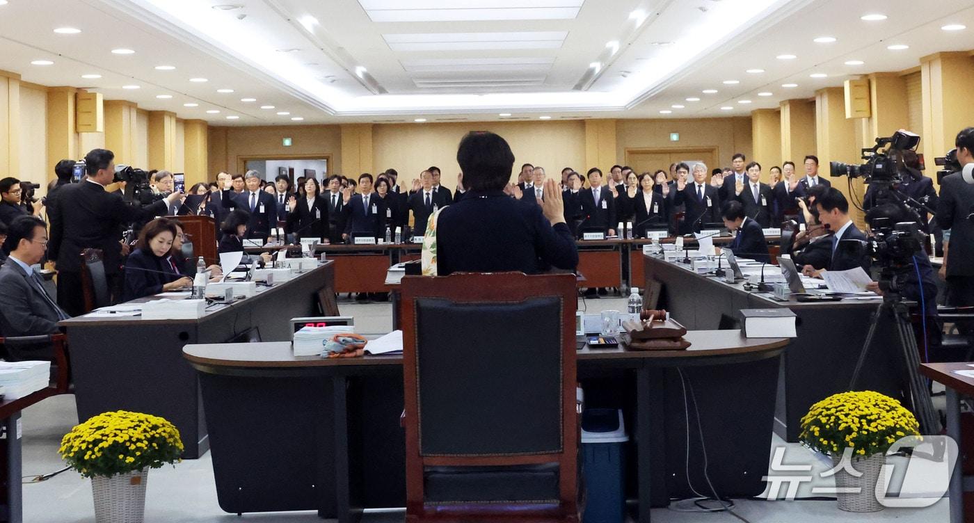 본문 이미지 - 20일 오전 광주지방법원에서 국회 법제사법위원회의 광주·전주·대전·제주 지역 각급 법원에 대한 국정감사가 열리고 있다. (공동취재)2026.10.20 ⓒ 뉴스1 박지현 기자