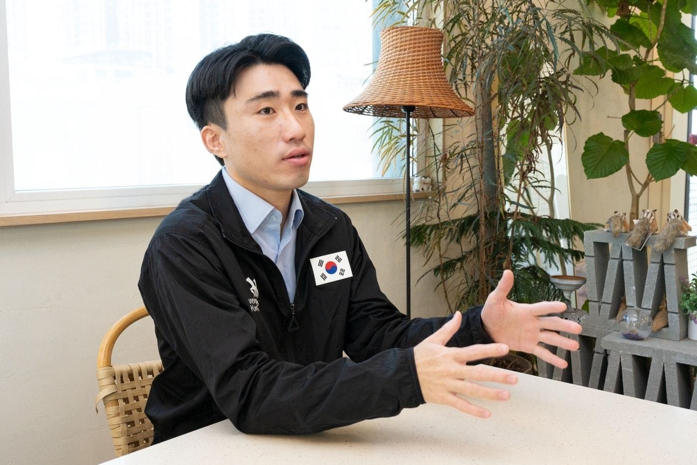 본문 이미지 - LG유플러스 UCube DAX팀 소속 배주혁 기술책임이 클라우드 컴퓨팅에 대해 설명하고 있다.(LG유플러스 제공)