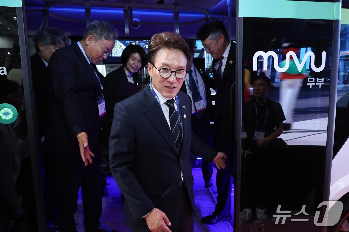 본문 이미지 - 김민석 더불어민주당 대표. 2026.10.20 ⓒ 뉴스1 신웅수 기자