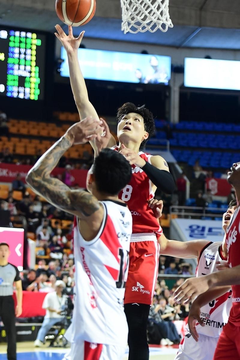 본문 이미지 - 서울 SK 안영준(KBL 제공.  재판매 및 DB 금지)