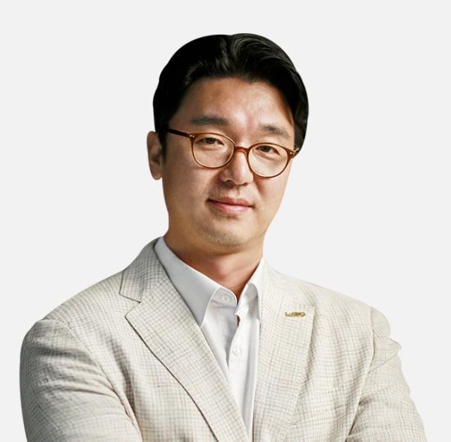 본문 이미지 - 이환철 엘앤씨바이오 CEO(엘앤씨바이오 홈페이지 갈무리)