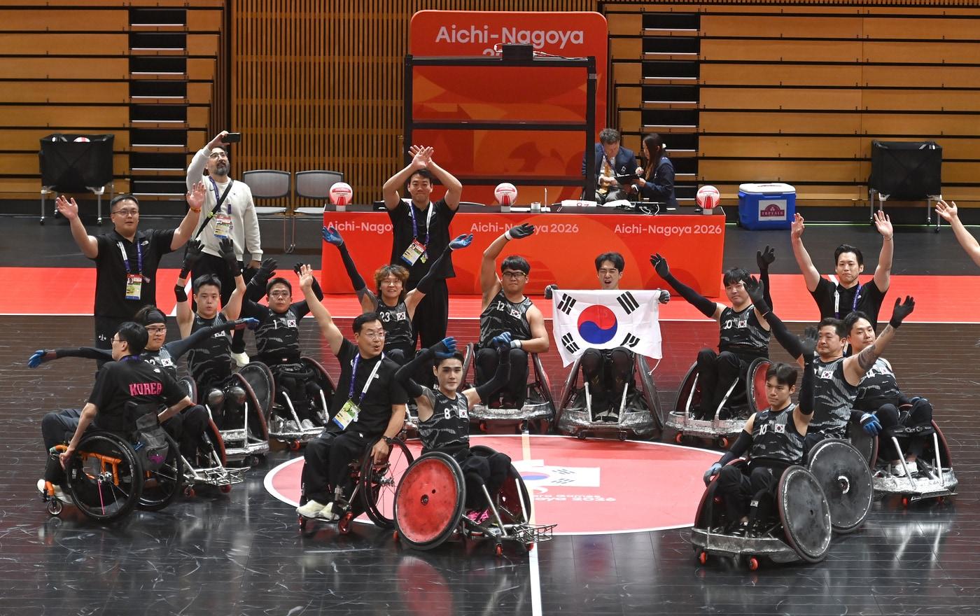 본문 이미지 - 한국 휠체어럭비 대표팀이 2026 아이치·나고야 아시안패러게임 금메달을 획득했다. (대한장애인체육회 제공. DB 및 재배포 금지)