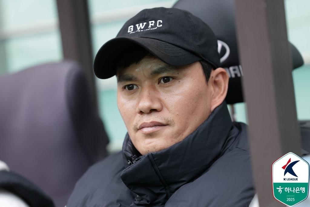 본문 이미지 - 정경호 강원 감독(한국프로축구연맹 제공. 재판매 및 DB금지) 