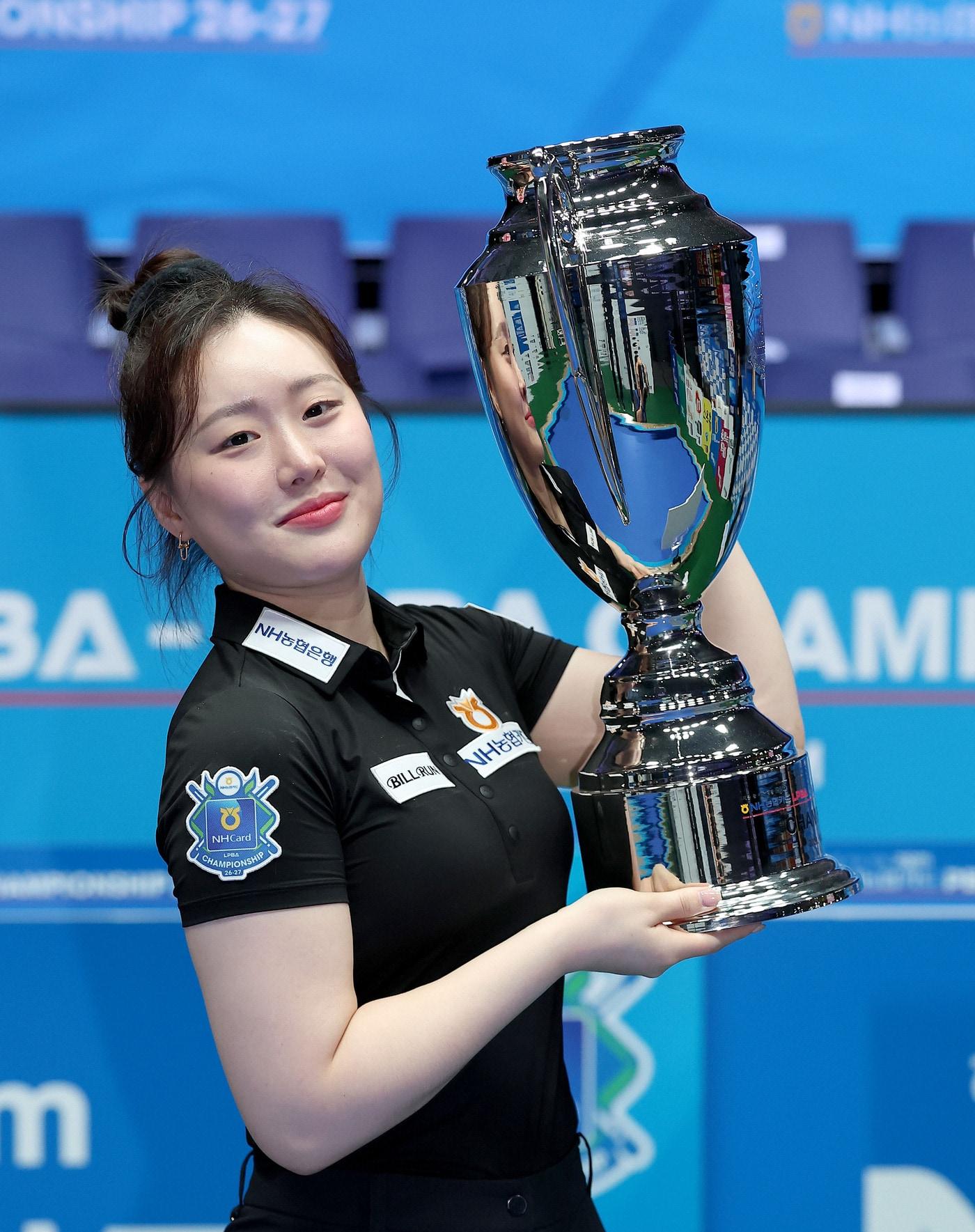 본문 이미지 - LPBA 첫 우승을 차지한 김보미. (PBA 제공. DB 및 재판매 금지)