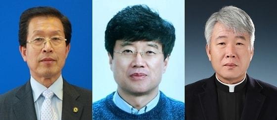 본문 이미지 - 왼쪽부터 '43회 충북단재교육상' 수상자로 선정된 조철호 전 수정초 교장, 조동언 지등아트 대표, 이수한 신부.(충북교육청 제공 재판매 및 DB 금지) 2026.10.26/뉴스1