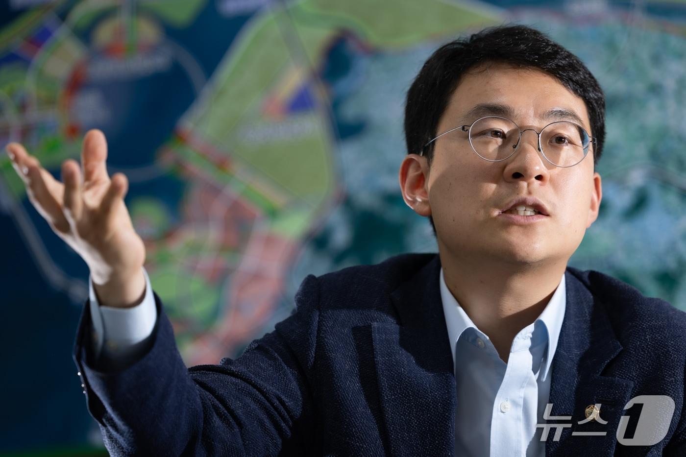 본문 이미지 - 국회 보건복지위원회 박지원 더불어민주당 의원이 26일 서울 여의도 국회 의원회관에서 뉴스1과 인터뷰하고 있다. 2026.10.26 ⓒ 뉴스1 유승관 기자