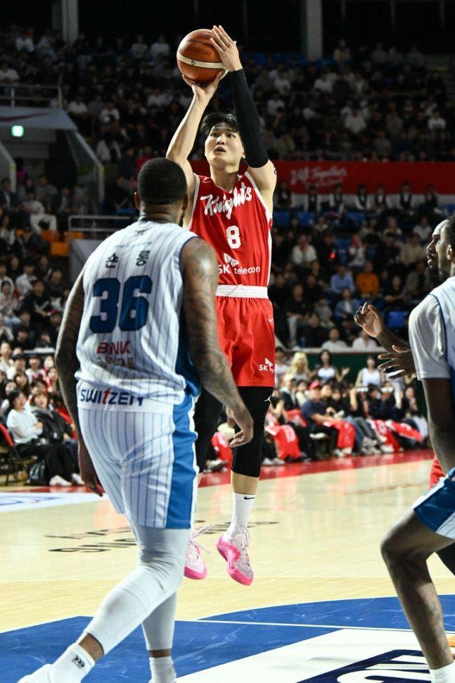 본문 이미지 - 서울SK 안영준(KBL 제공. 재판매 및 DB금지)  