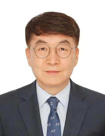 본문 이미지 - 임근구 제10대 상임감사(한국문화예술위원회 제공)