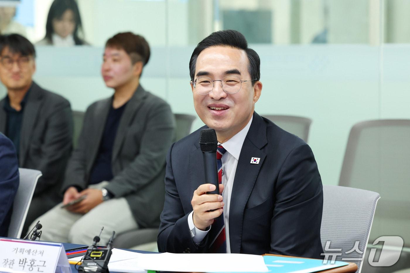 본문 이미지 - 박홍근 기획예산처 장관 (기획예산처 제공. 재판매 및 DB 금지) 2026.10.28 ⓒ 뉴스1