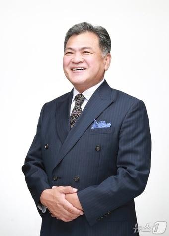 본문 이미지 - 서산문화재단 제4대 대표이사로 선정된 김천중 전 용인대학교 관광경영대학원장(서산시 제공. 재판매 및 DB 금지)