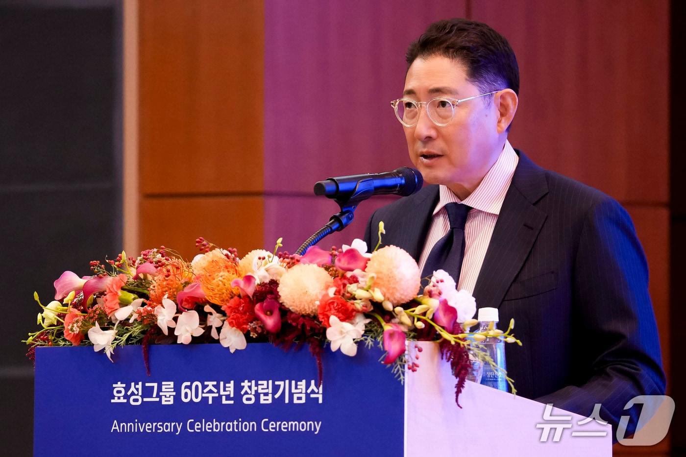 본문 이미지 - 29일 효성 마포본사에서 열린 효성그룹 60주년 창립기념식에서 조현준 효성 회장이 창립기념사를 발표했다. (효성그룹 제공) 