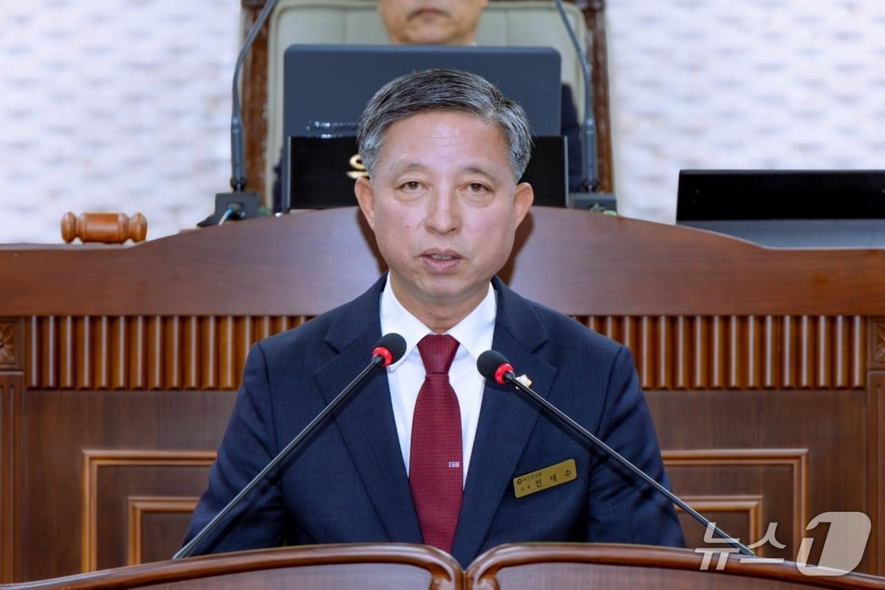 본문 이미지 - 옥천군의회 전재수 의원.(자료사진) 