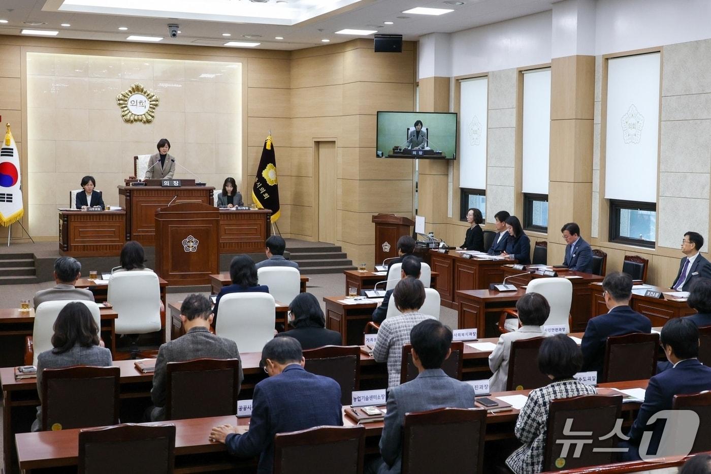 본문 이미지 - 계룡시의회가 28일부터 30일까지 3일간 진행한 제191회 임시회 일정을 모두 마무리했다. (계룡시의회 제공. 재판매 및 DB금지) /뉴스1