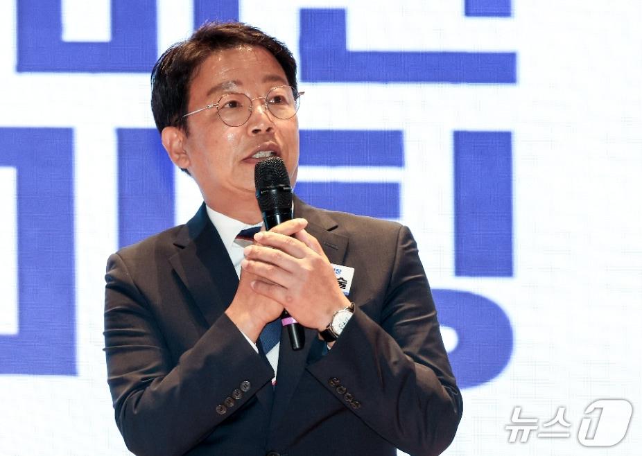 본문 이미지 - 김찬술 대덕구청장이 민선 9기 비전을 공유하고 있다.(대덕구 제공. 재판매 및 DB 금지)
