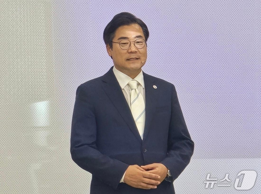 본문 이미지 - 박찬대 인천시장이 7일 민선9기 출범 100일 언론과의 대화 기조연설에서 발언하고 있다. ⓒ News1 유준상 기자