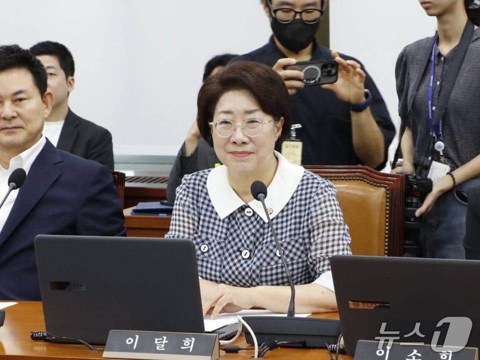 본문 이미지 - 대구를 찾은 외국인 환자가 코로나19 이전의 62% 수준에 머물면서 지역 의료관광 회복을 위한 정부 지원이 필요하다는 지적이 나왔다.(이달희 의원실 제공. 재판매 및 DB 금지) /뉴스1