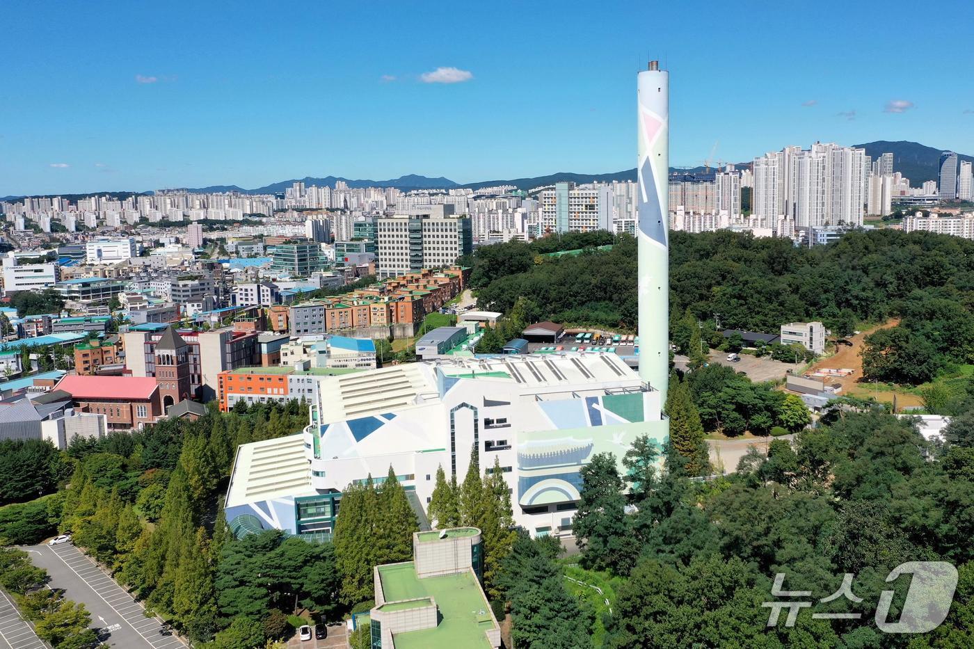 본문 이미지 - 경기 수원시 자원회수시설 전경. (수원시 제공. 재판매 및 DB 금지) 2026.10.7/뉴스1